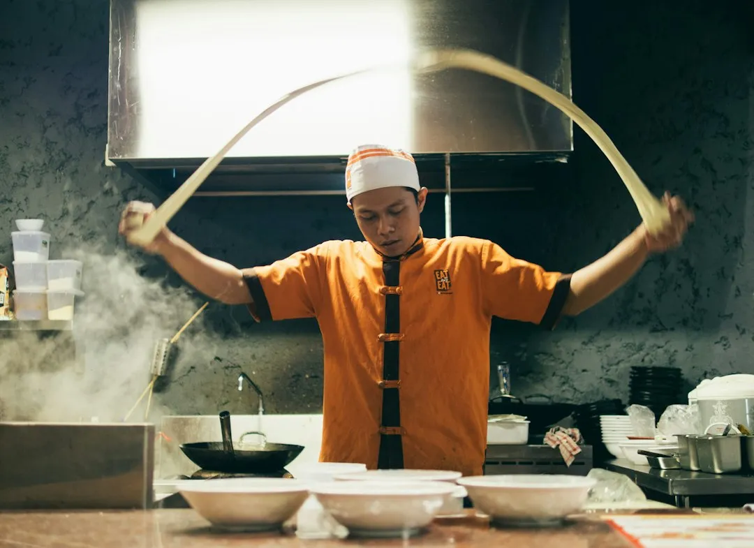 重庆餐饮企业食用油采购指南：如何通过粮油批发渠道控制后厨成本正文配图 2